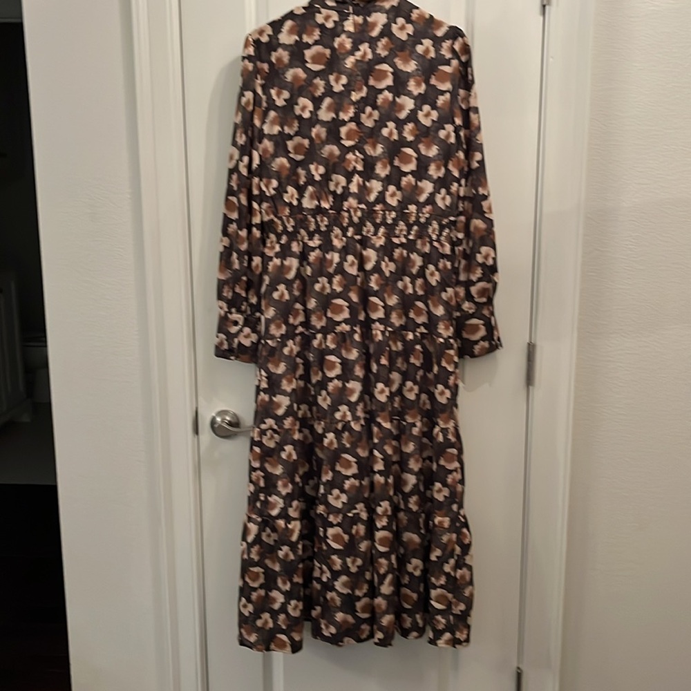 Georgette Brown Floral Print, Woman Size Large - Picture 7 of 11